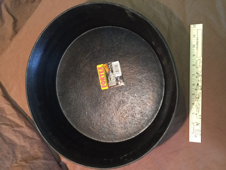 3 Gallon Rubber Watering Pan-4119