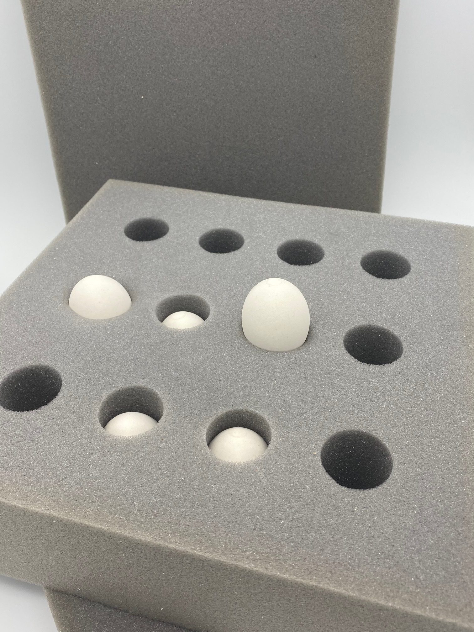 48 Hole Jumbo Quail Egg Shipping Foam - 100 Sets